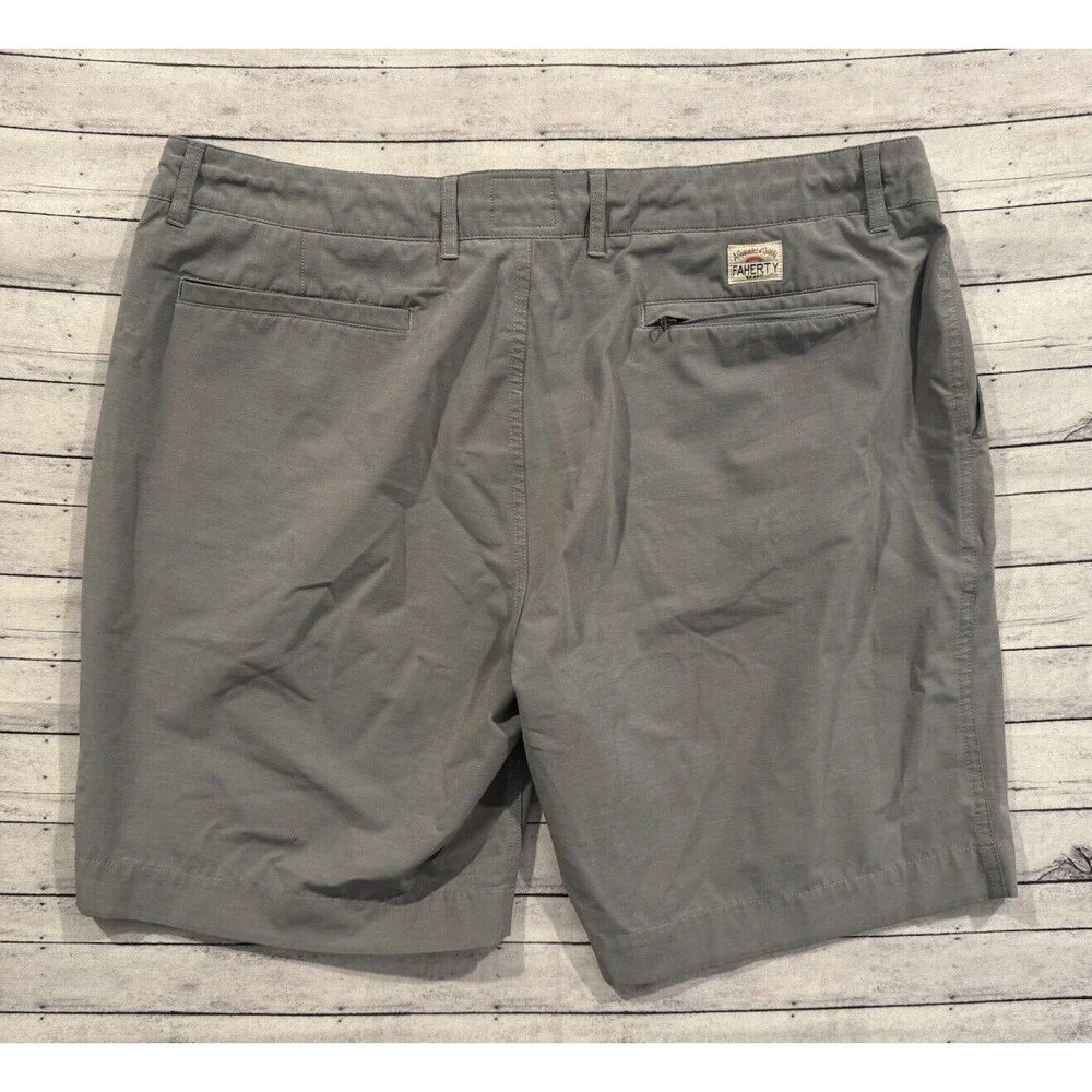 FAHERTY Mens All Day Shorts Sz 38 Heather Gray Stretch Drawstring Zip Pocket